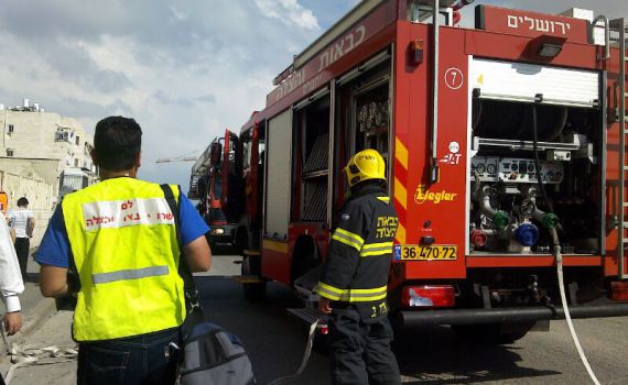 ירושלים: תלמידי ישיבה פונו בשל שריפה