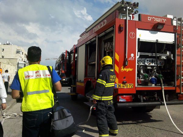 ירושלים: תלמידי ישיבה פונו בשל שריפה