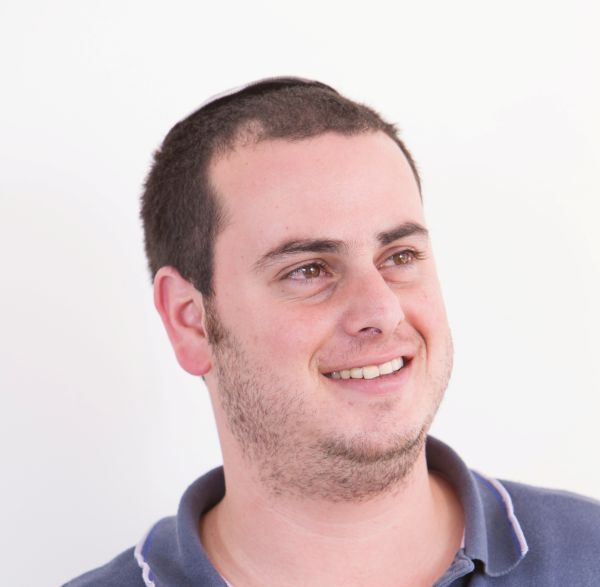 תוציאו את הפוליטיקה מיום ירושלים