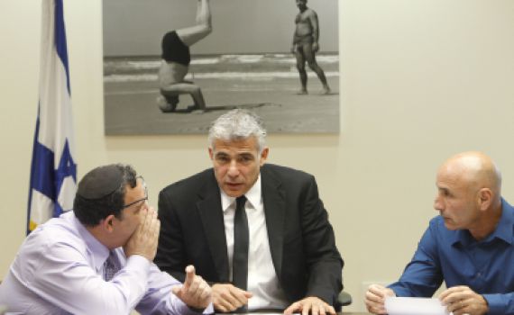 לפיד: למדתי כלכלה על חשבון האזרחים