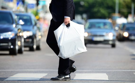 בקרוב בסופר: שקיות ניילון יעלו לכם כסף