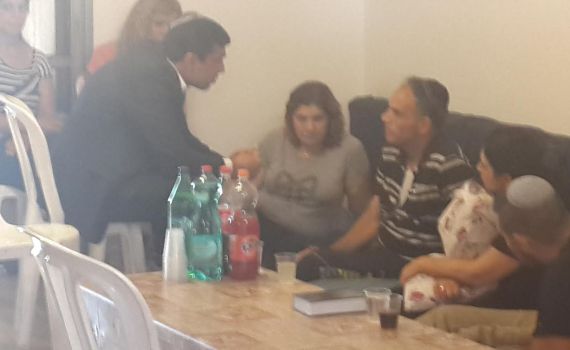 שטבון בבית משפחת דדון: "הרצח הוא קריאת השכמה"