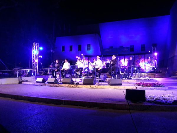 האחים גת חגגו את יום ירושלים – ברעננה