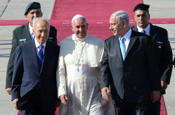 ראש הממשלה לאפיפיור: "ברוך בואך, הוד קדושתך"