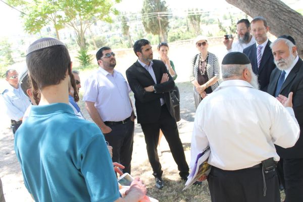 חברי-כנסת: "לא ניתן שימסרו את הר ציון לוותיקן"