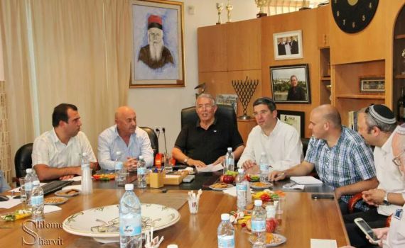 צפו: וורצמן ערך סיור במעלות תרחישא