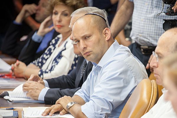 אחרי דיון סוער בממשלה: אושר חוק המחבלים