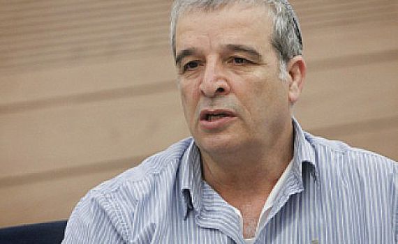 "נאבקים על הגליל, על הנגב וגם על הגולן"