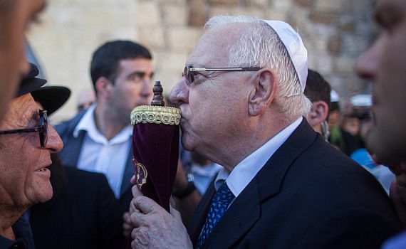 בן ארי מזהיר: בחירת ריבלין – גול עצמי לימין