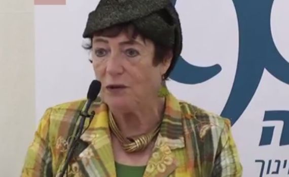 שיעור לנשים: מי הוריד את התורה לארץ?