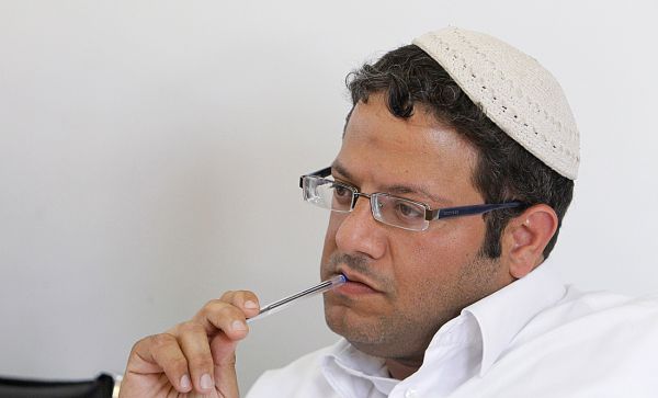 "הופכים את הנערים לנאשמים. זה מגעיל"