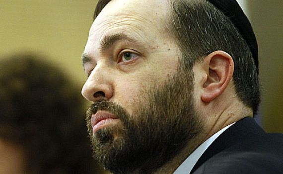 אריאל אטיאס: לוקח פסק זמן מהפוליטיקה