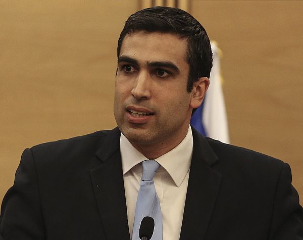 שטבון מכריז מלחמה: "בנט רוצה שלטון יחיד"