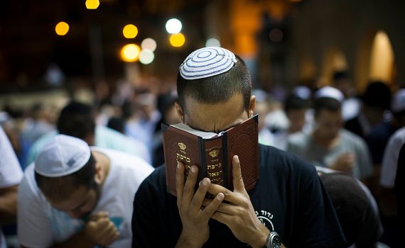 חשש לחטיפה: עם ישראל מתאחד בתפילות