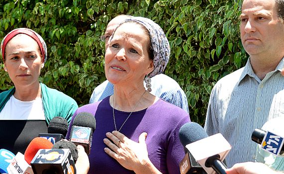 רחל פרנקל: "יודעים שהילדים בחיים"