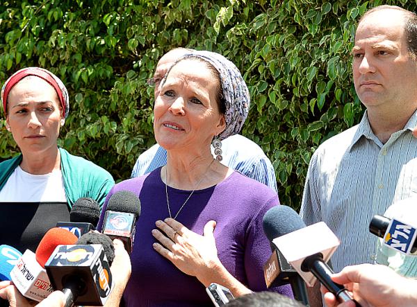 רחל פרנקל: "יודעים שהילדים בחיים"