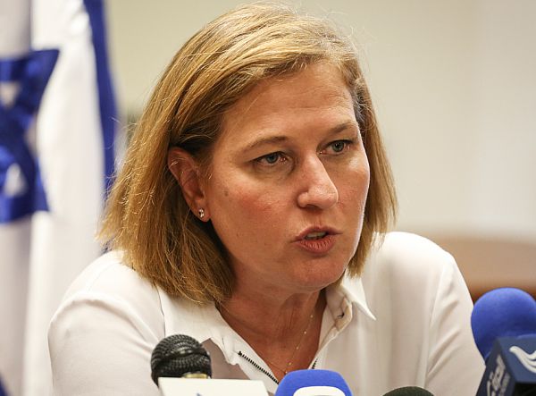 לבני: יש אלוקים אחד, מספיק רב ראשי אחד