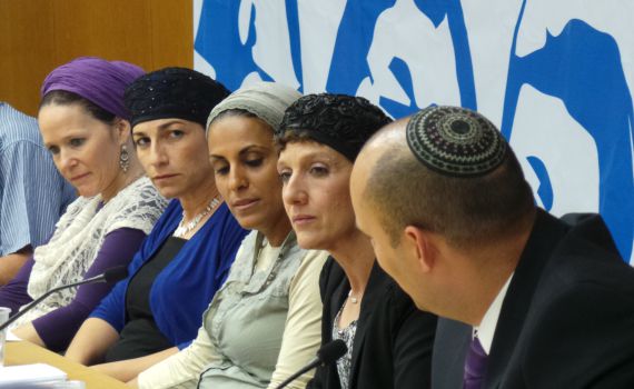 בנט למשפחות: תודה על התנהלות אצילית