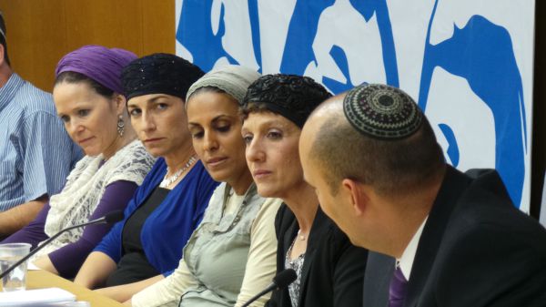 בנט למשפחות: תודה על התנהלות אצילית