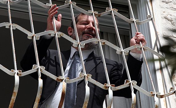 נדחה גזר דינו של אורי לופליאנסקי