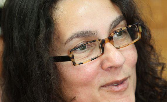 הניסיון לחבוט בפירון היא דיקטטורה מחשבתית