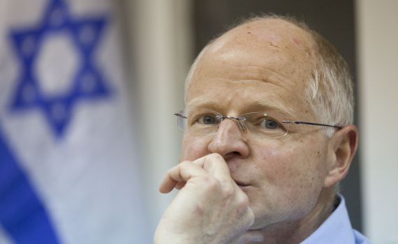 "לא אנחנו הרכבנו את רשימת המשוחררים"