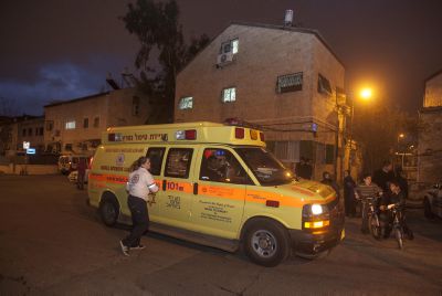 באר שבע: 2 ילדים נפלו מקומה שלישית