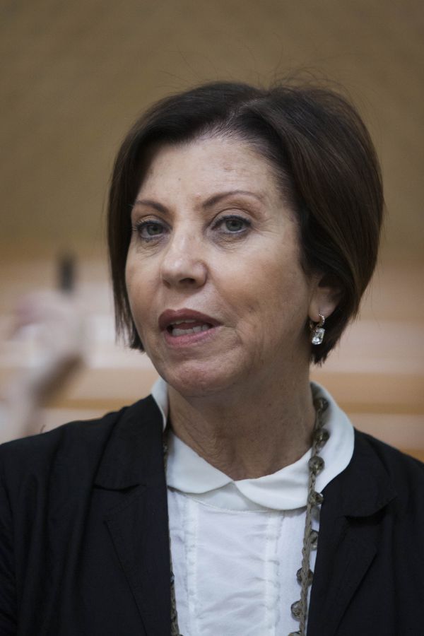 זהבה גלאון פותחת פה על הרב ליאור