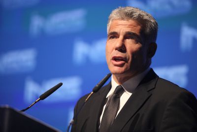 לפיד: "איפשהו בין איתמר ליצהר קבור הכסף"