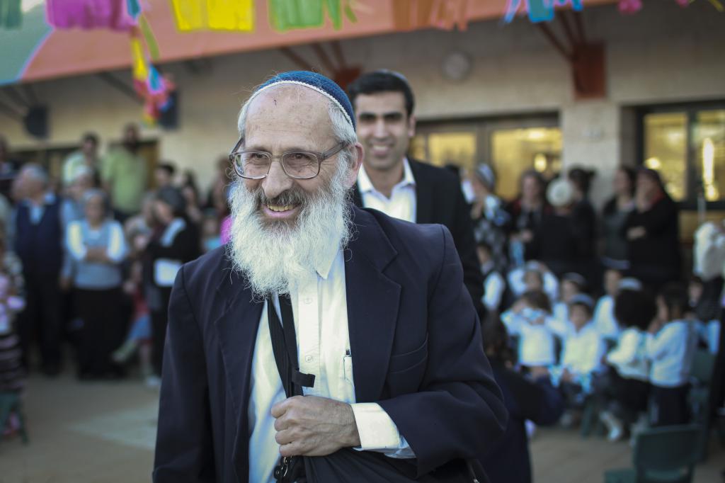 מלחמה על הארץ ומלחמה על הקודש