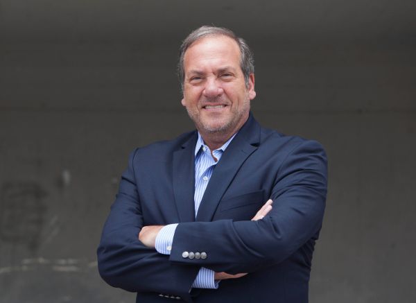 צפו: הרב אקשטיין מסביר לנוצרים איך צריך להפיץ את הבשורה