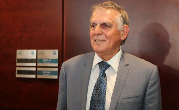 הפאדיחה של שכטמן: זכה לקול אחד בלבד