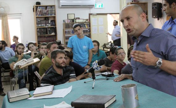 בנט: "נרדוף אחרי כל המעורבים בחטיפה"