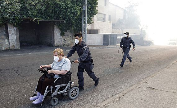 לאחר שעות: הושגה שליטה על האש בירושלים