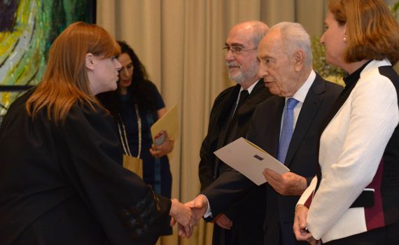 הרבנית פנינה נויברט הושבעה כשופטת