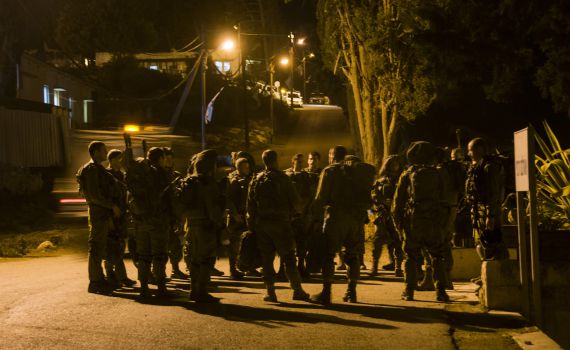 תיעוד לילי: צה"ל בעקבות החטופים