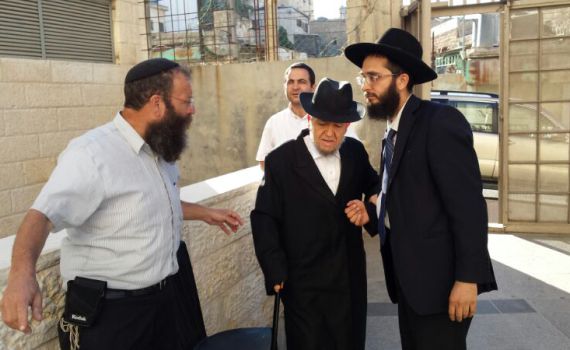 תיעוד: הרב מאיר מזוז ביקר בחברון