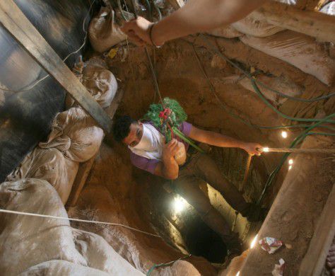 מתחת לאדמה: נחשפה עיר הטרור