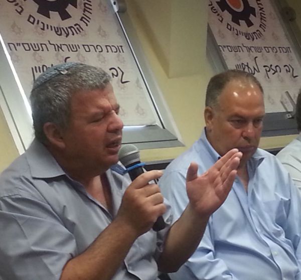 ח"כ זבולון כלפה נלחם במחירי הירקות