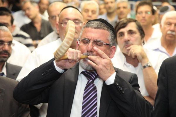 מרגש: הכנסת התפללה לשלום החטופים