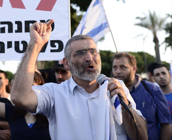 "הממשלה דוחקת אנשים לעשות מעשים קיצוניים"