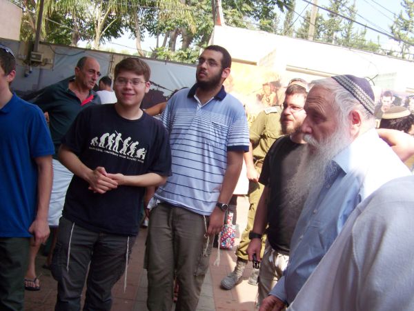 צפו: חיילי ההסדר מתגייסים להנדסה הקרבית