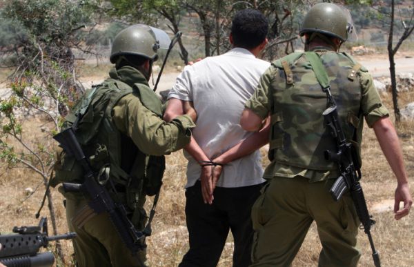 ארבעה לוחמי צה"ל נעצרו בחשד שהיכו ערבי