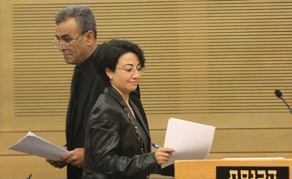 דנון: להוציא צו מעצר נגד חנין זועבי