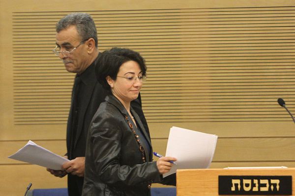 דנון: להוציא צו מעצר נגד חנין זועבי