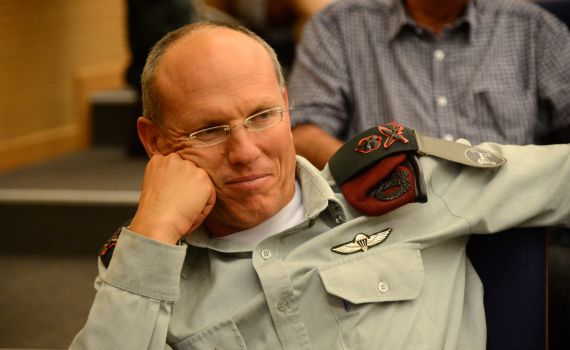 יוגב: לבחון את סדר העדיפויות של ניצן אלון