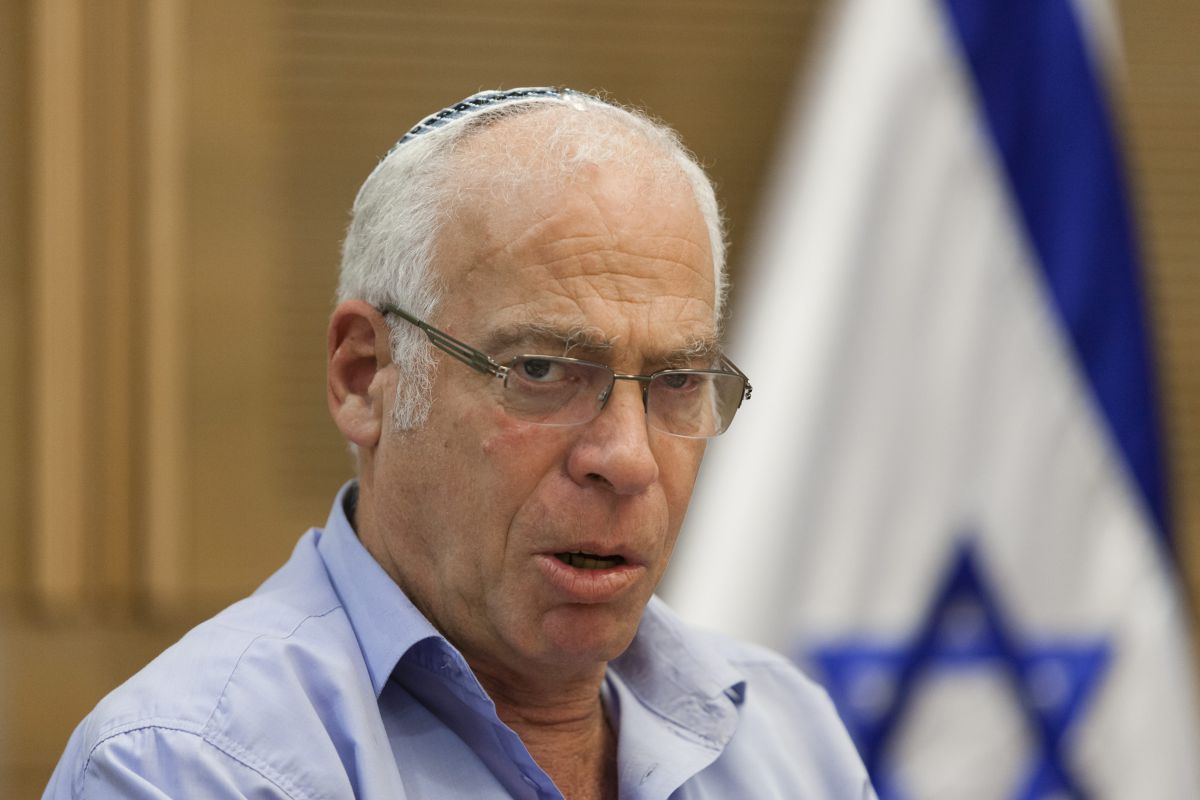 "לא אקים עוד ועדה שעם מסקנותיה יעטפו דגים"