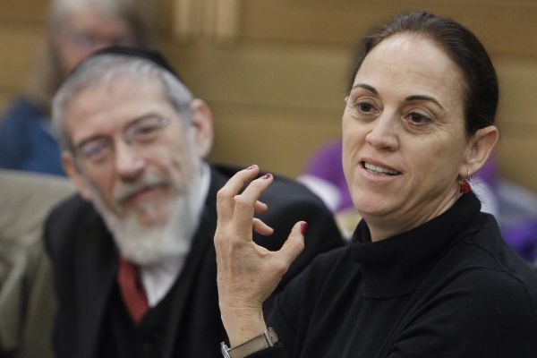 קלדרון בשפל חדש: ציטטה משת"פ של הנאצים