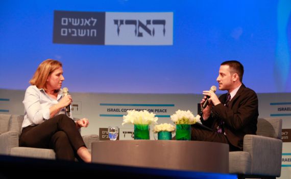 "לא היה אגרוף. לא מופתע שבנט חוגג על זה"