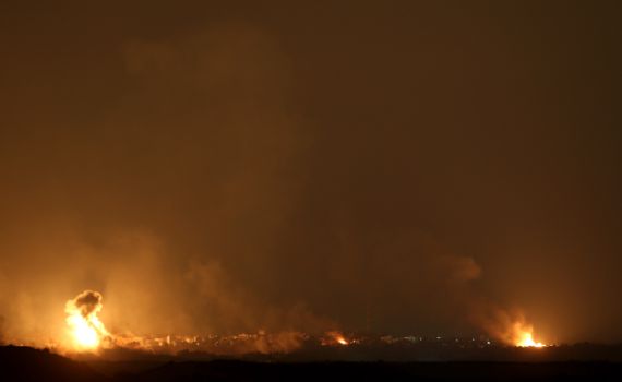 הפגזות כבדות בעזה; שני חיילים נהרגו
